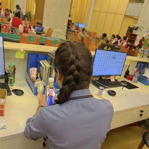 鼎点娱乐游戏冠军奖杯